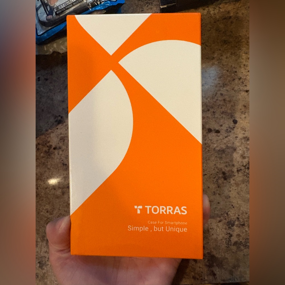 Torras iPhone 13 pro case